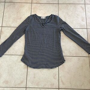 Long sleeve , polyester/ spandex casual shirt